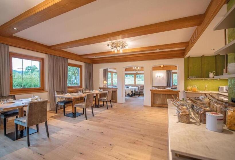 호텔 Hubertus Dolomites