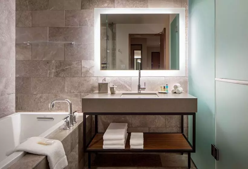 هتل Hyatt Regency Lake Washington At Seattle S Southport