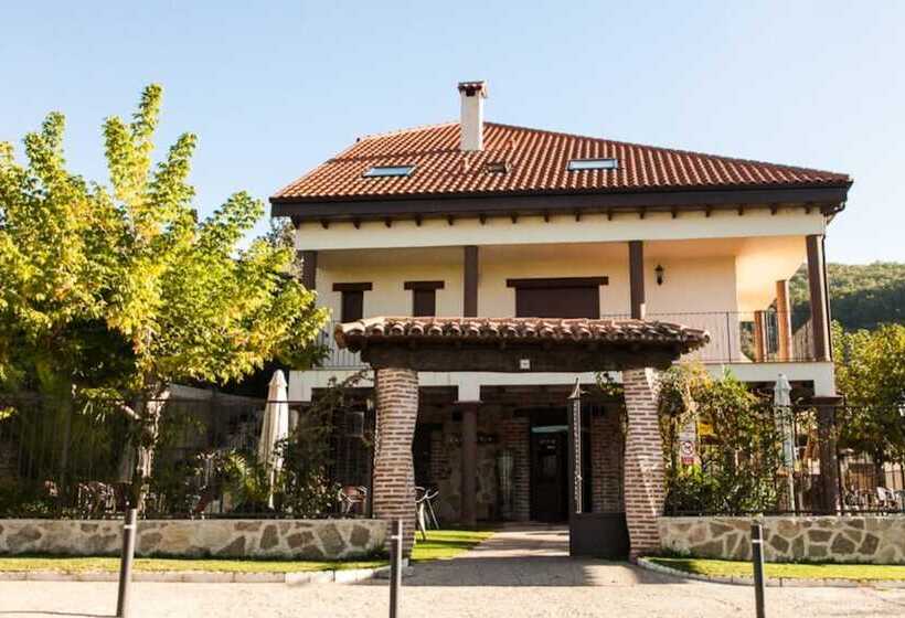 Сельский отель Rural Robles