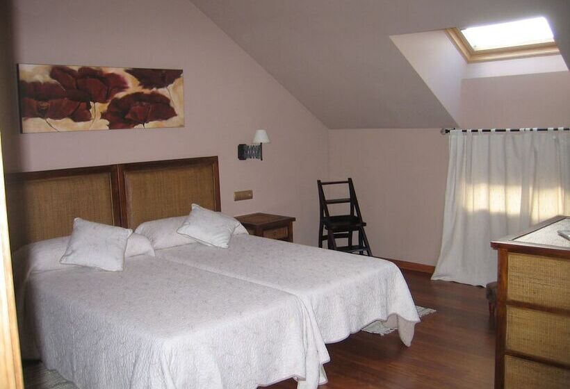 Сельский отель Rural Robles