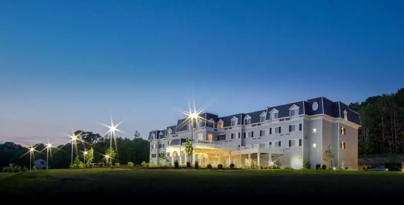 ホテル Courtyard By Marriott Lenox Berkshires