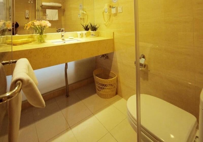 Hotel Greentree Inn Shanghai West Huaxia Road Metro Station Express