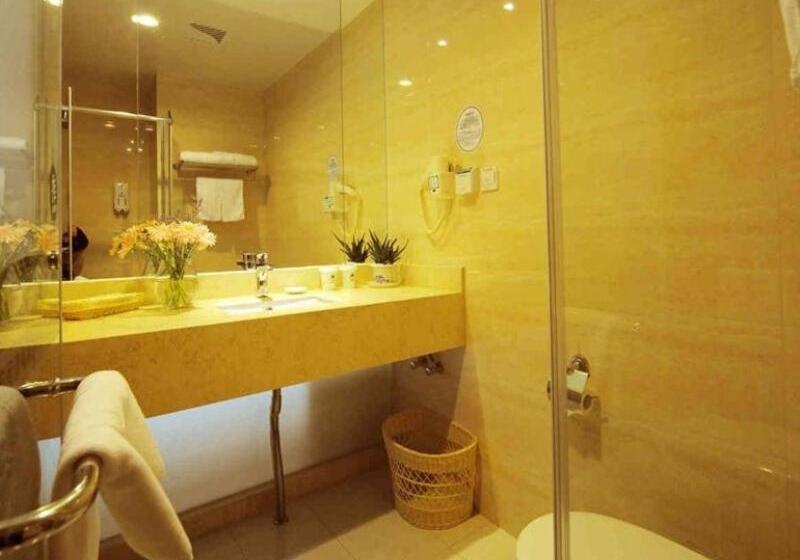 Hotel Greentree Inn Shanghai West Huaxia Road Metro Station Express