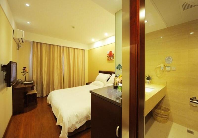 Hotel Greentree Inn Shanghai West Huaxia Road Metro Station Express
