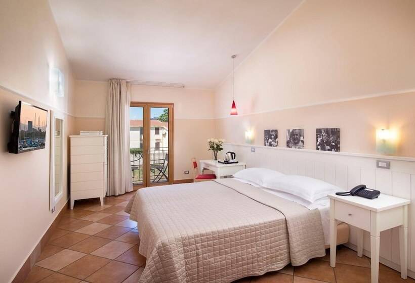 בית מלון כפרי Marin