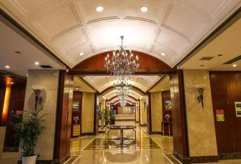 Hotelli Qingdao Tianrunjinwang