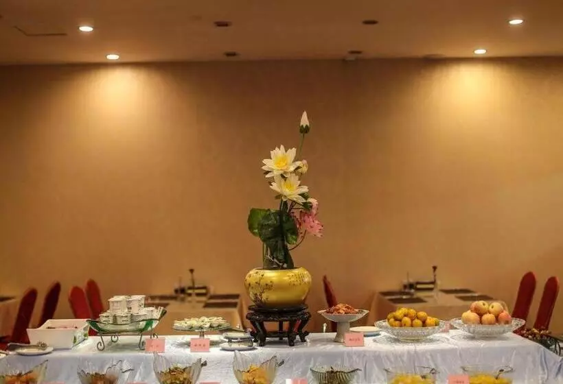 Hotelli Qingdao Tianrunjinwang