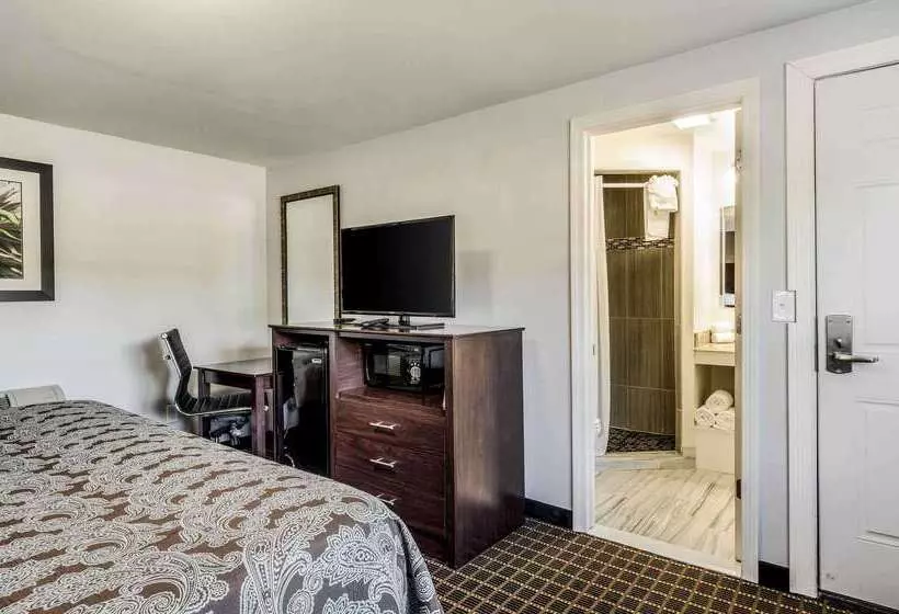 ホテル Rodeway Inn Middleboroplymouth