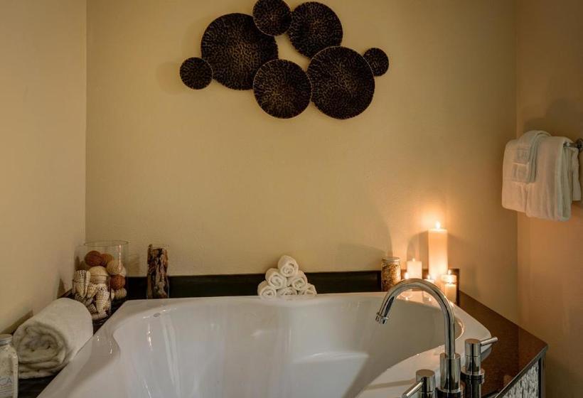 Garrison Hotel & Suites Dover Portsmouth, Ascend Hotel Collection