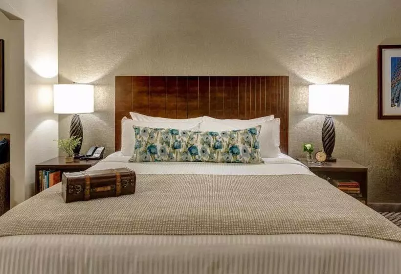 Garrison Hotel & Suites Dover Portsmouth, Ascend Hotel Collection