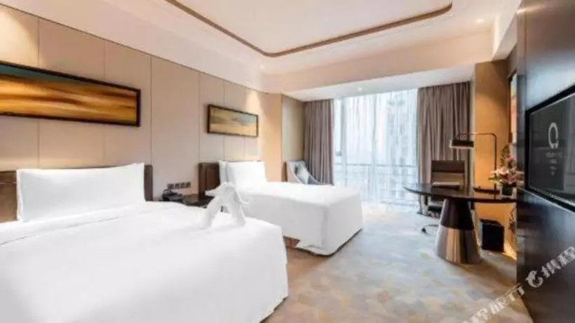 The Qube Hotel Jingzhou