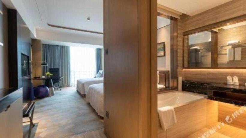 The Qube Hotel Jingzhou