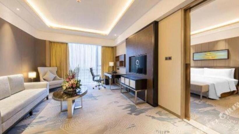The Qube Hotel Jingzhou