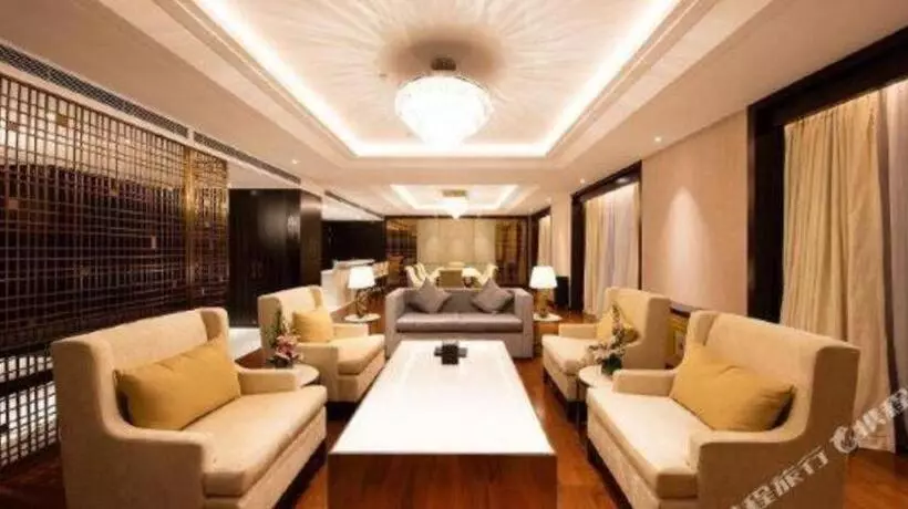 The Qube Hotel Jingzhou