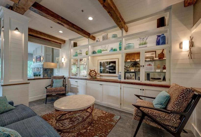 Garrison Hotel & Suites Dover Portsmouth, Ascend Hotel Collection