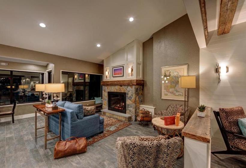 Garrison Hotel & Suites Dover Portsmouth, Ascend Hotel Collection