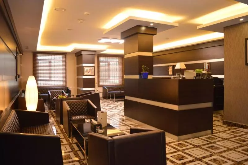 Tilal Almadina Hotel & Suites