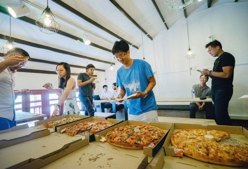 هاستل Draper Startup House For Entrepreneurs