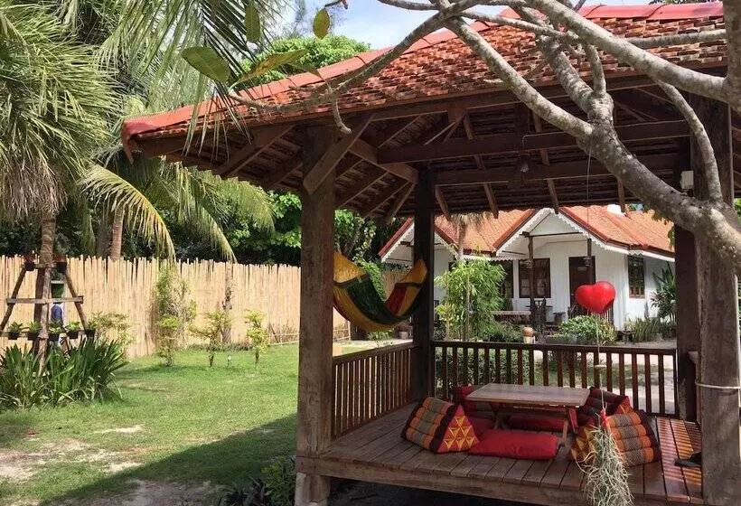 هتل Bunga Resort