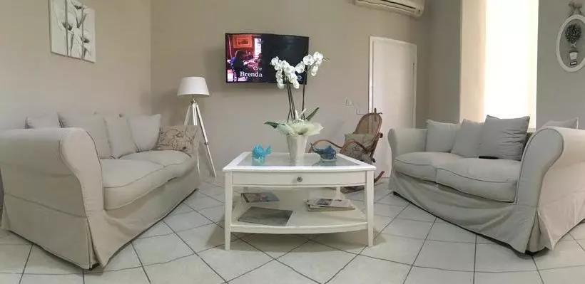 هتل Chic
