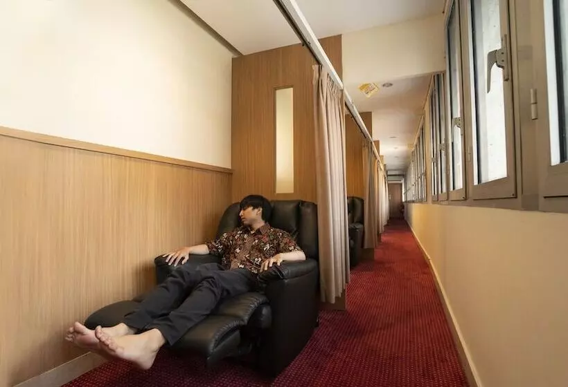 D Primahotel Airport Jakarta Terminal 1a