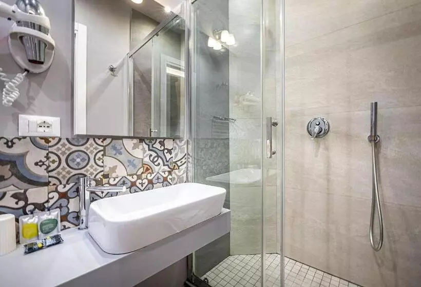 Martelli 6 Suite & Apartments