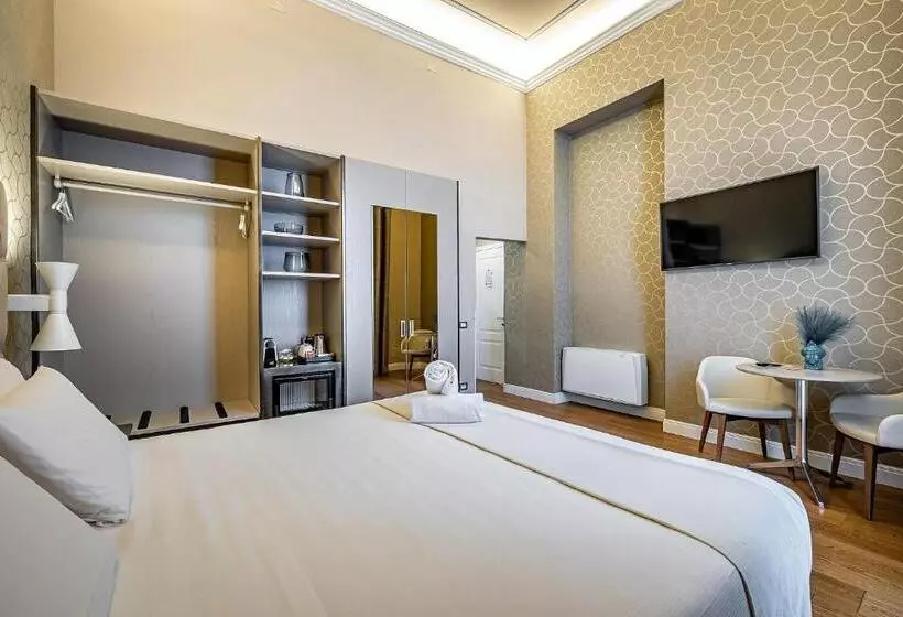 Martelli 6 Suite & Apartments