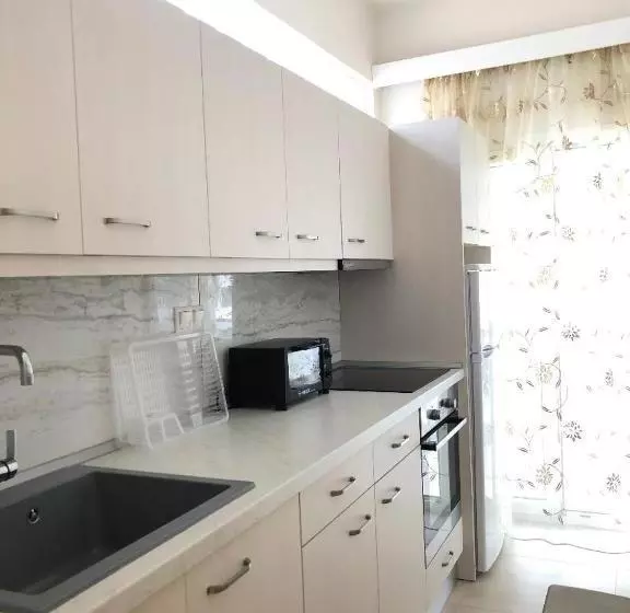 Myrto Rooms
