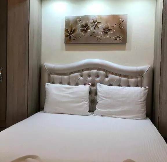 Myrto Rooms