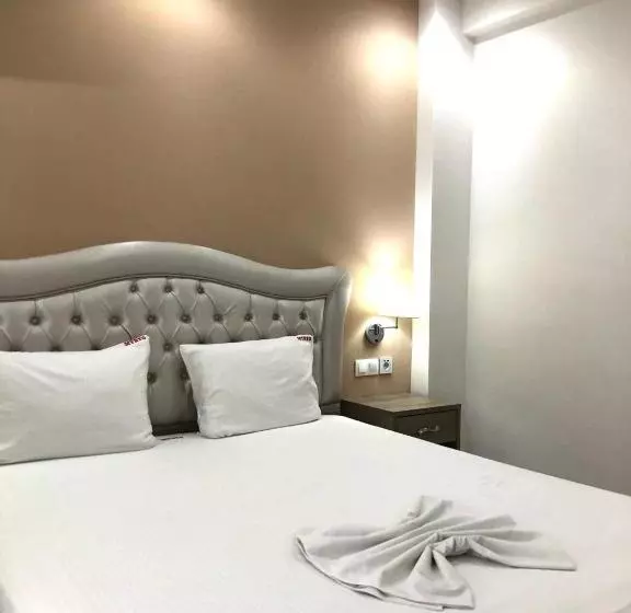 Myrto Rooms