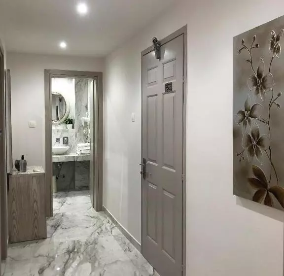 Myrto Rooms