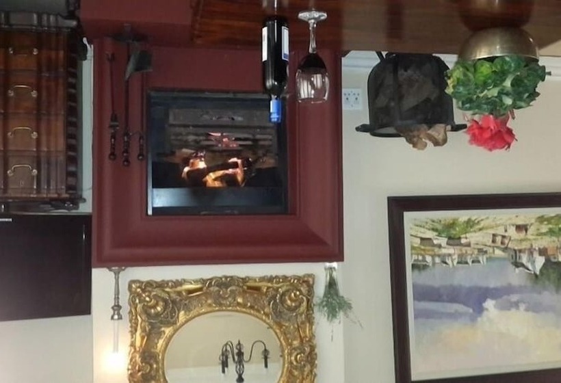 פנסיון Acacia House