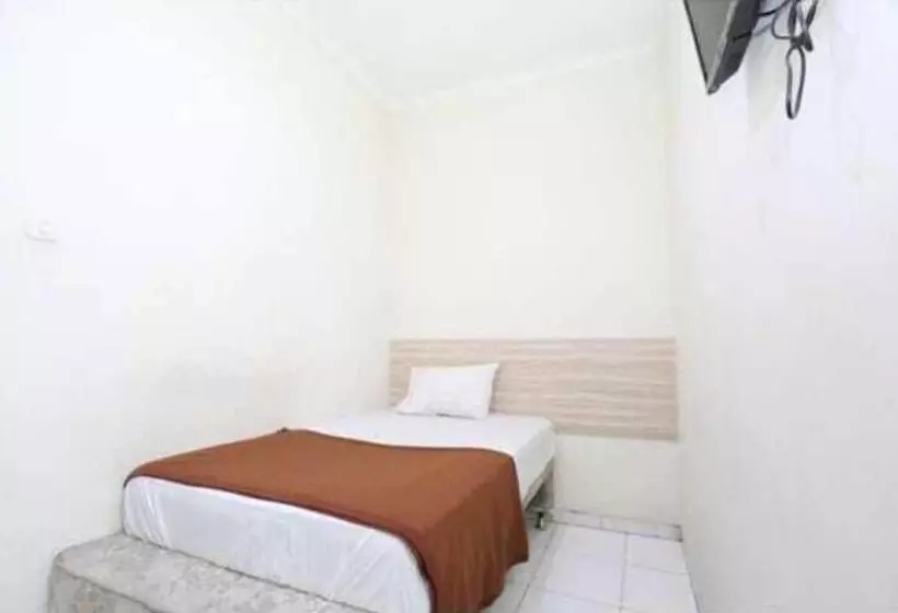 Pensionat Bantal Guling Trans