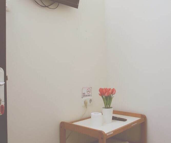 Pension (Hôtel basse catégorie) Bantal Guling Trans