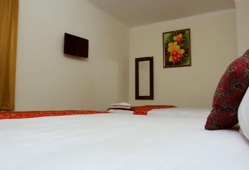 Pension (Hôtel basse catégorie) Bantal Guling Trans