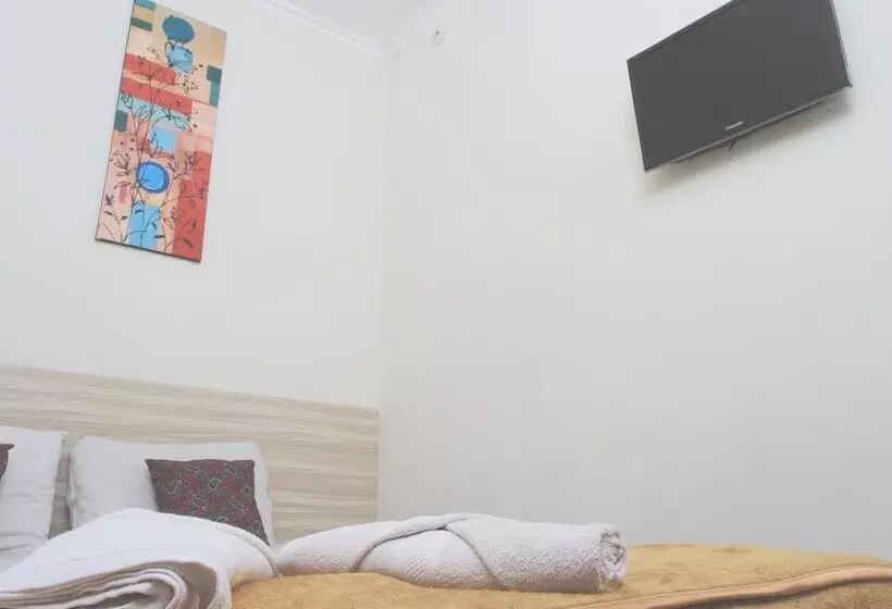 Pensionat Bantal Guling Trans