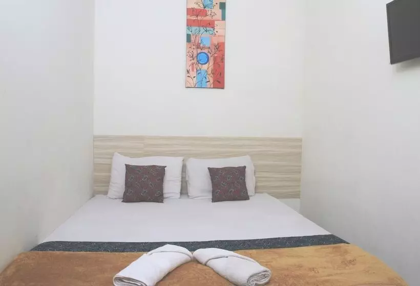 Pensionat Bantal Guling Trans