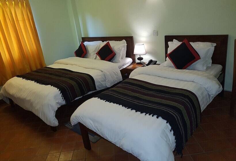 Pension Khwapa Chhen Guest House And Restaurant