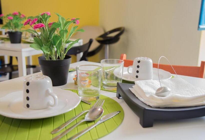 Tra L Etna E Il Mare B&b