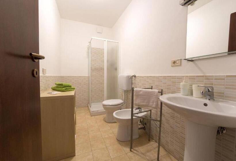 Tra L Etna E Il Mare B&b