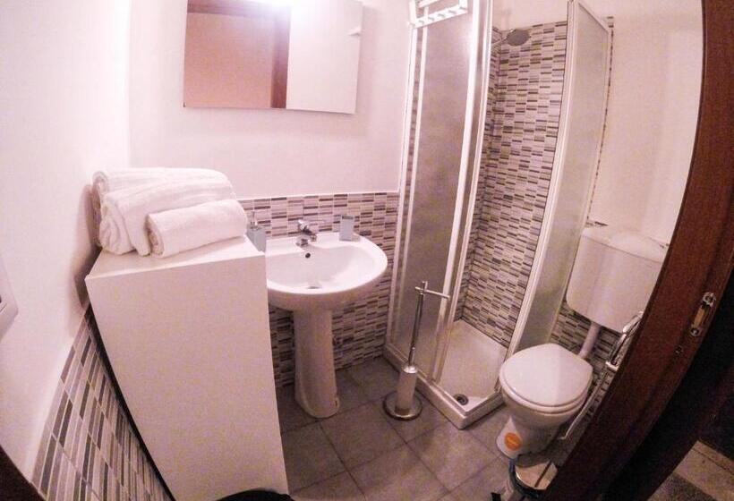 Tra L Etna E Il Mare B&b