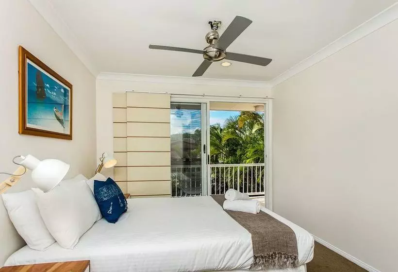 Tradewinds 4