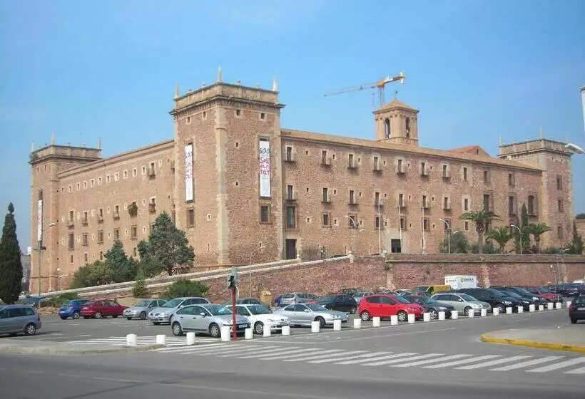 ホテル Olympia Ronda Hostel