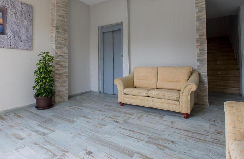 فندق Olympia Ronda Hostel