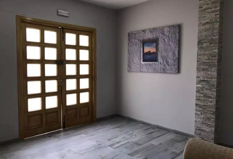 ホテル Olympia Ronda Hostel