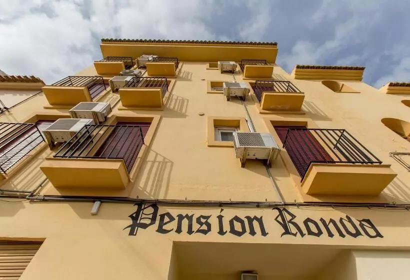 ホテル Olympia Ronda Hostel