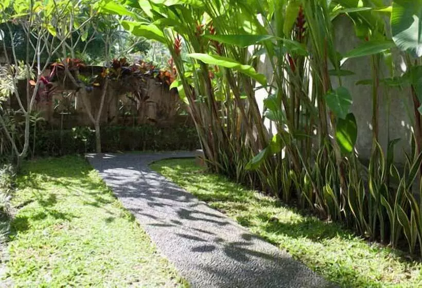 Batuan Villa