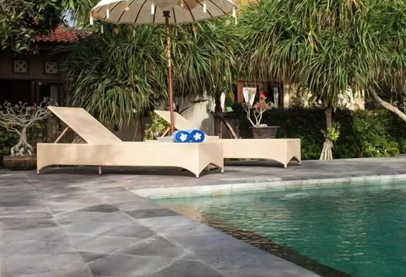 Batuan Villa