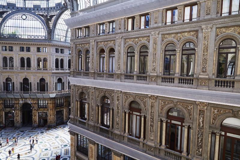 تختخواب و صبحانه Maison Toledo 210