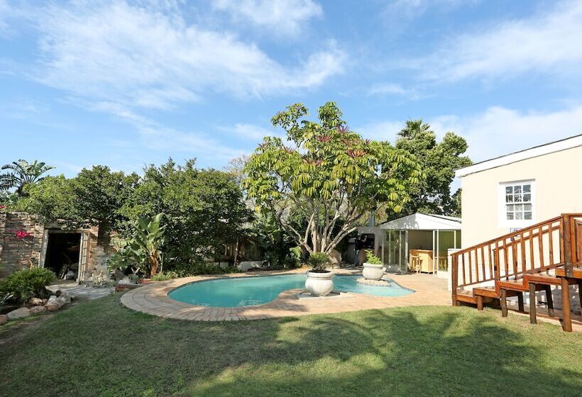 צימר Newington Place